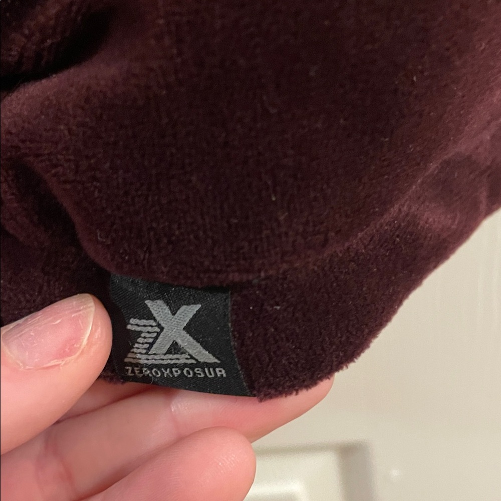 ZeroXposur XXL Women's Burgundy Vest - Picture 5 of 9